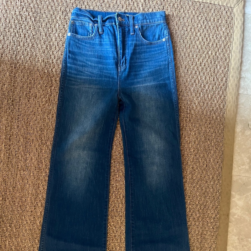 Madewell 11” Hi-Rise Flare (size 28)